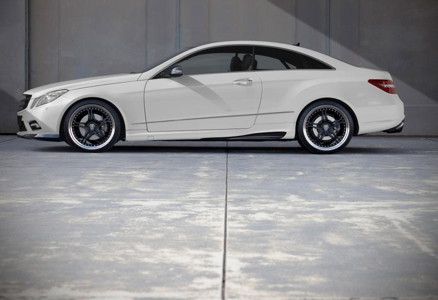  Mercedes-Benz E50 Coupe by Kicherer 2010 года  (фото 1 из 3)